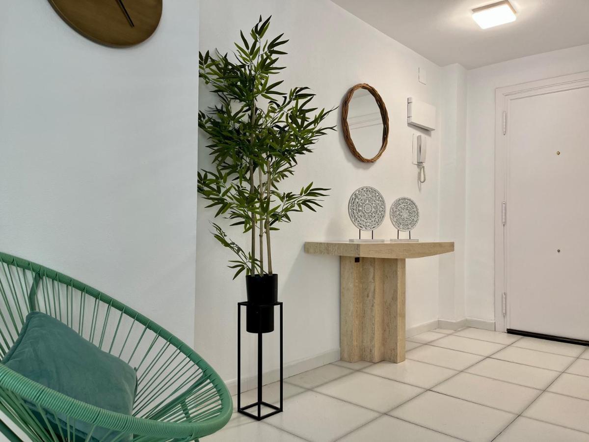 Modern Apartment On The Beach With Pool Calpe Eksteriør bilde